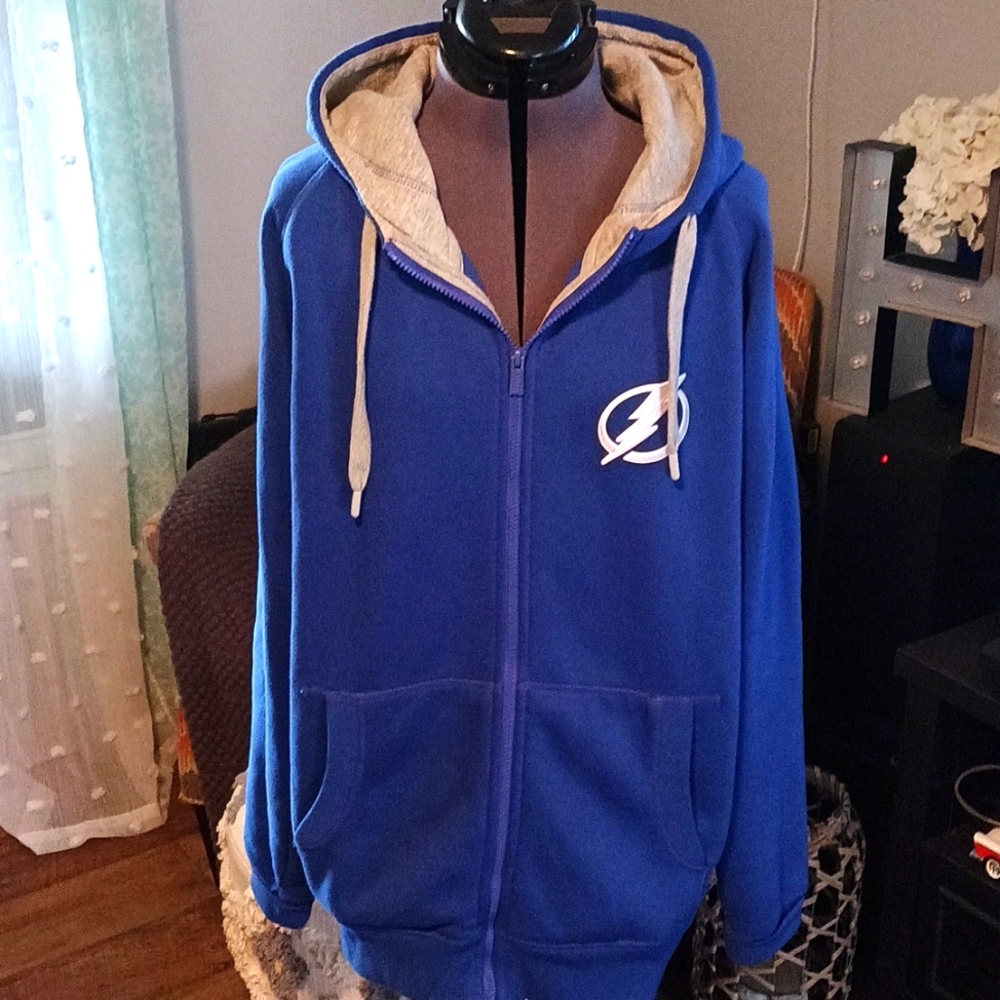 Tampa Bay Lightening BOLT'S Zip up hoody💙💙💙NHL